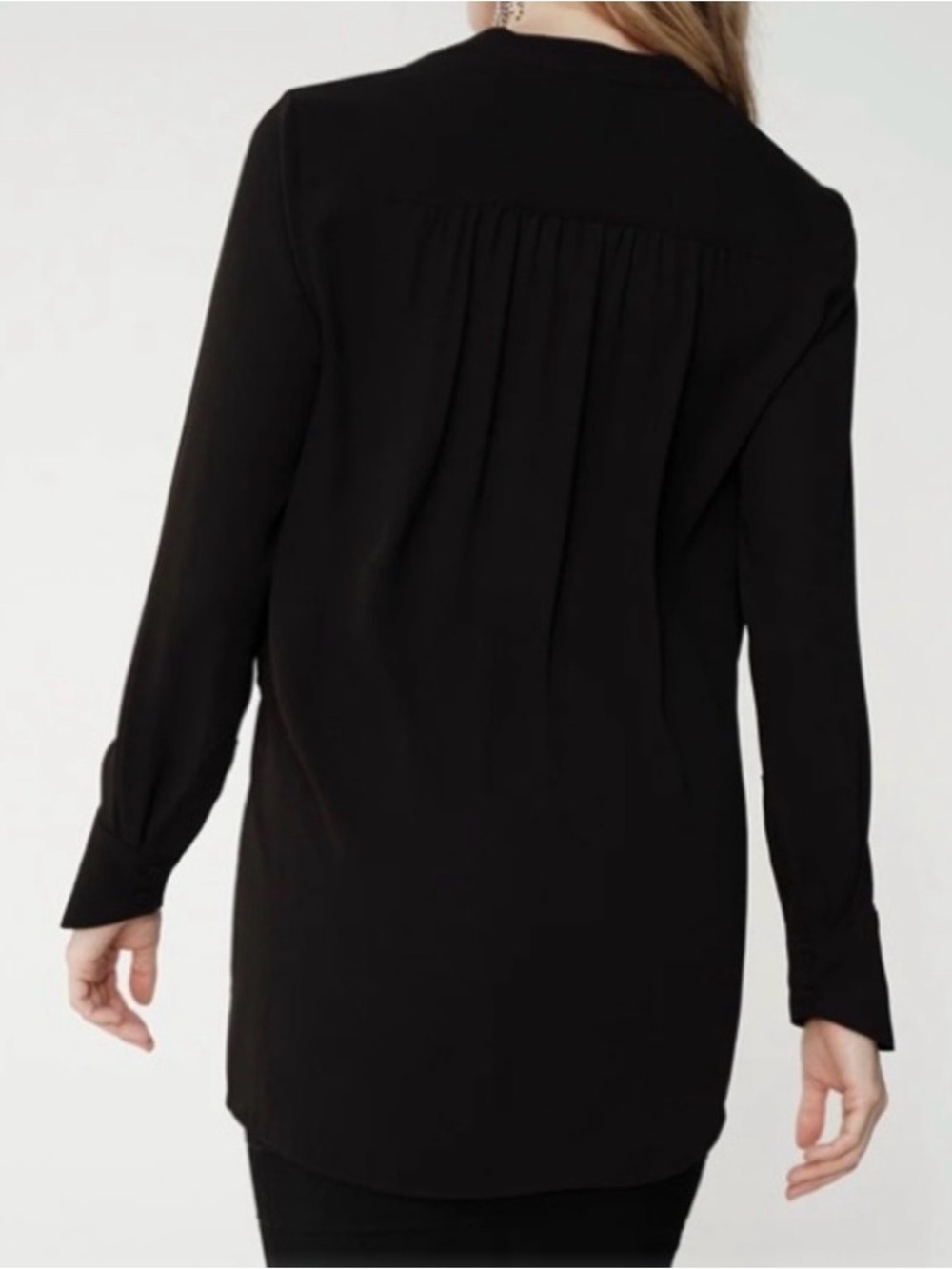NWT BCBGMAXAZRIA Jaklyn Draped Front Blouse - Black - Size M - Picture 13 of 16